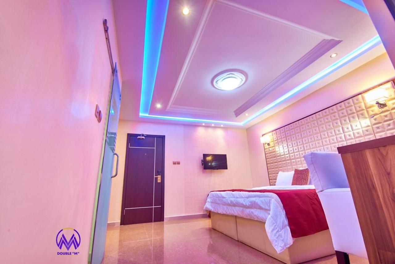 Double M Exquisite Suites And Lounge Lekki Ogombo Exterior foto