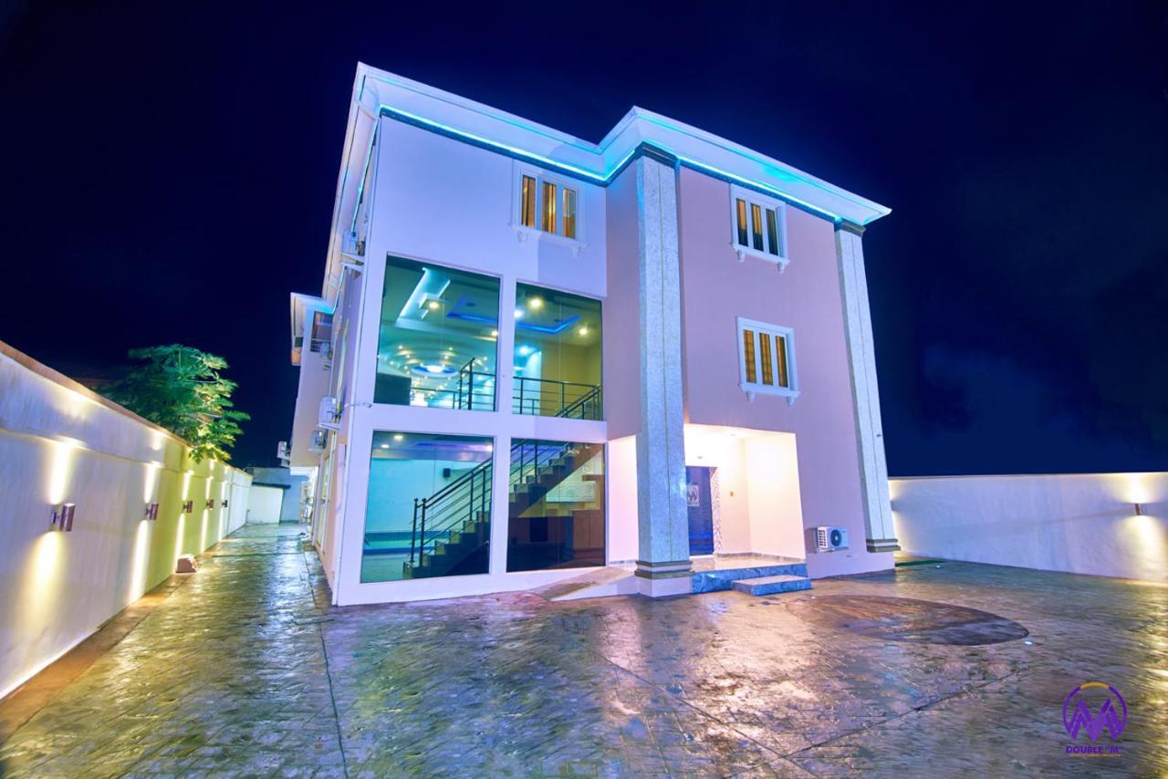 Double M Exquisite Suites And Lounge Lekki Ogombo Exterior foto