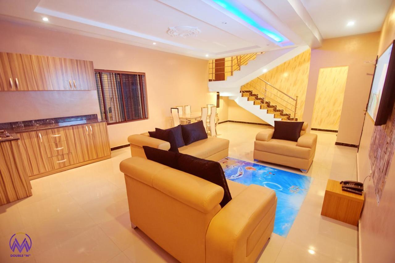 Double M Exquisite Suites And Lounge Lekki Ogombo Exterior foto